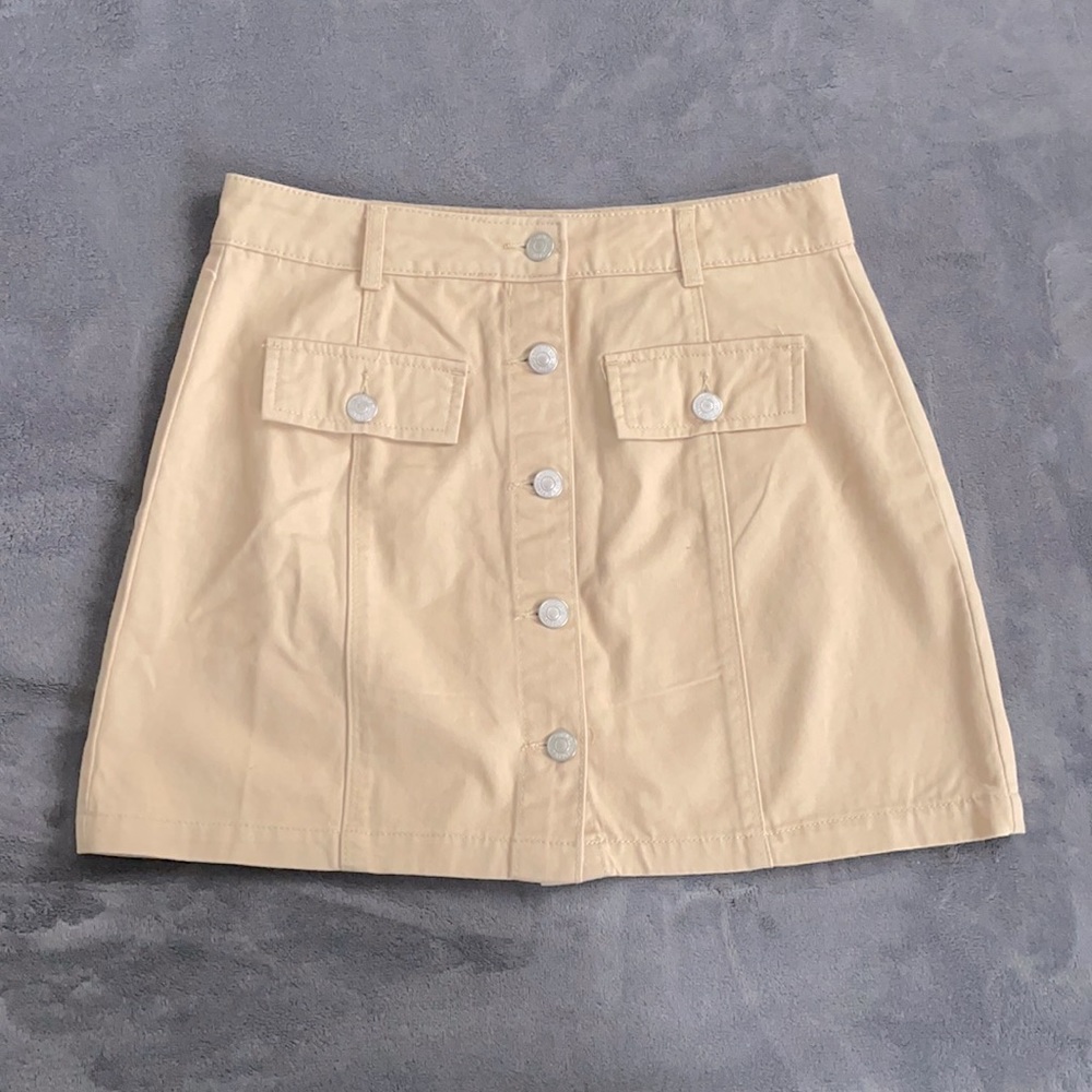 Forever 21 beige skirt